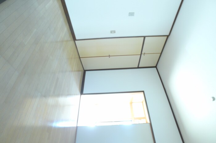 物件内観写真4　(居室)