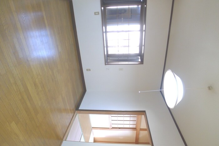 物件内観写真4　(居室)