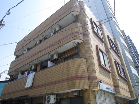 ジョイフル岩淵外観写真