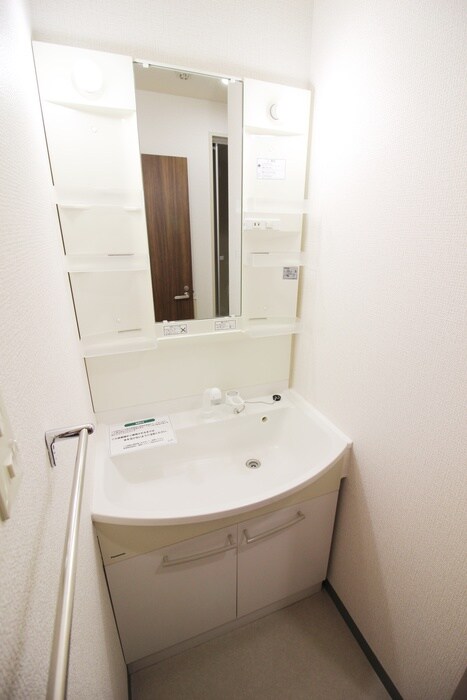 物件内観写真13　(洗面)