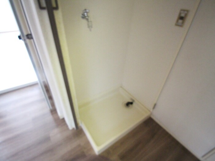 物件内観写真19　(洗濯機置場)