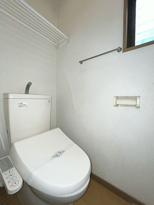 物件内観写真6　(トイレ)