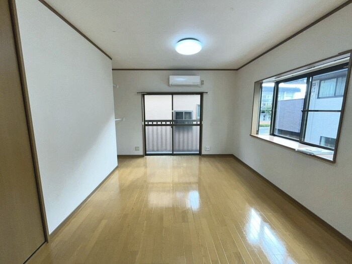 物件内観写真8　(内観写真)