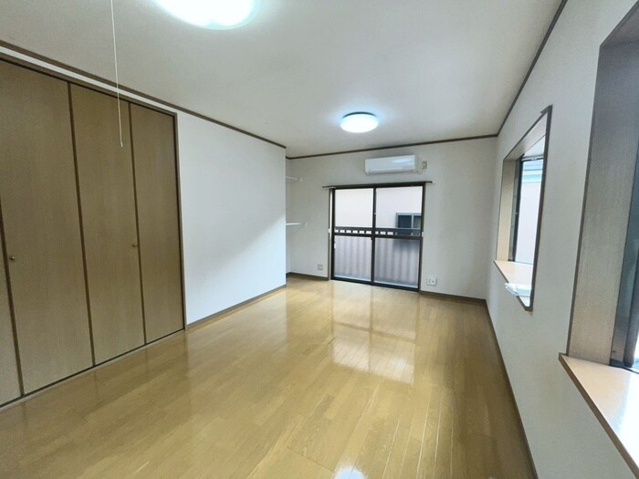 物件内観写真11　(内観写真)