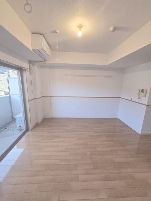 物件内観写真5　(居室)