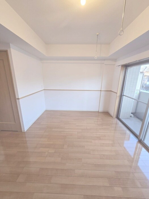 物件内観写真6　(居室)