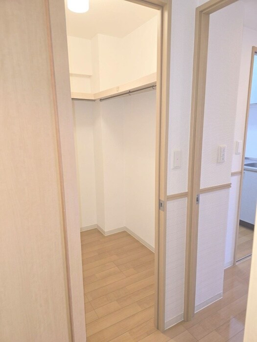 物件内観写真7　(収納)