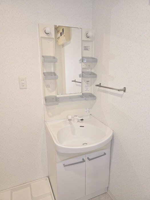 物件内観写真11　(洗面)