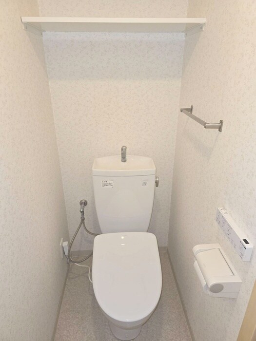 物件内観写真13　(トイレ)