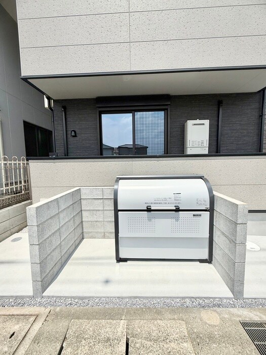 物件外観写真5　(建物設備)