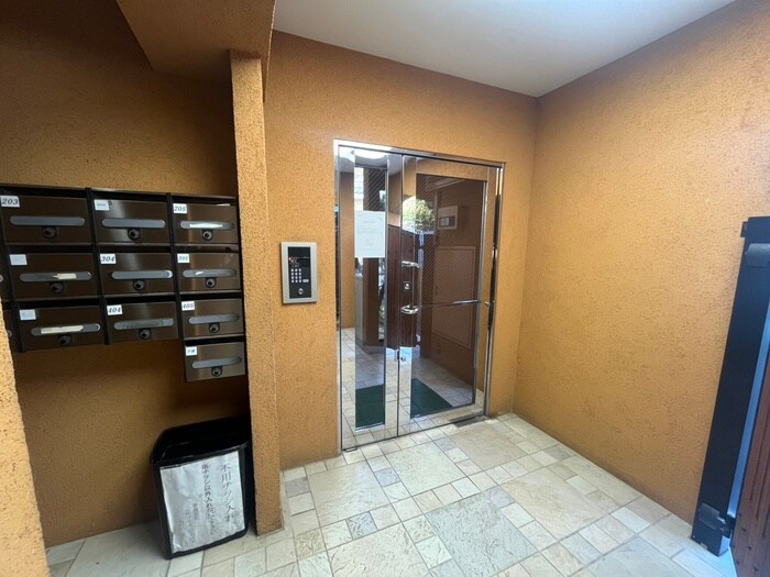 物件外観写真4　(建物設備)