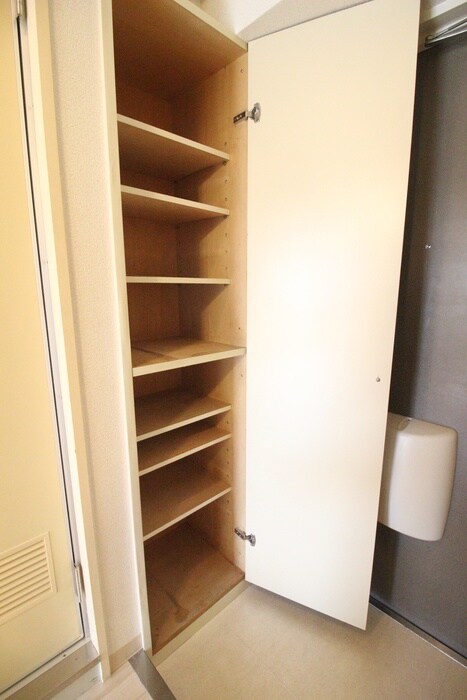 物件内観写真18　(靴箱)