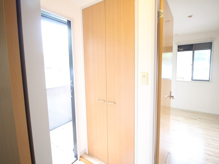 物件内観写真16　(靴箱)