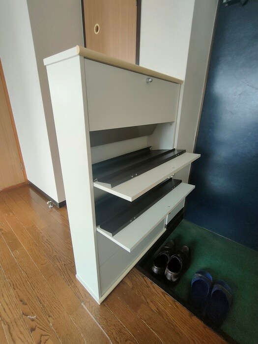 物件内観写真14　(靴箱)