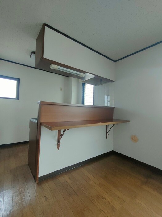 物件内観写真16　(内観写真)