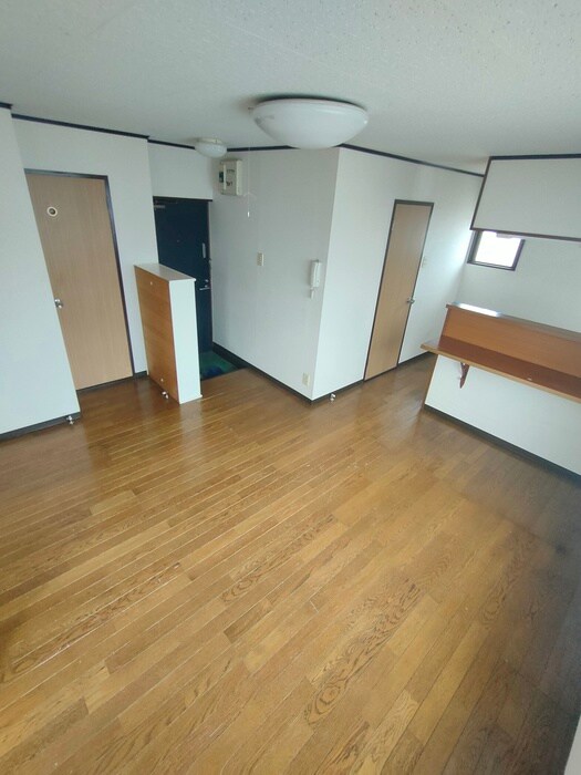 物件内観写真17　(廊下)