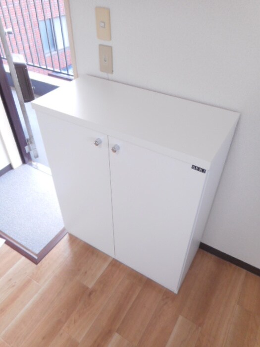 物件内観写真5　(靴箱)