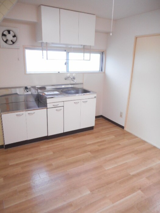 物件内観写真8　(トイレ)