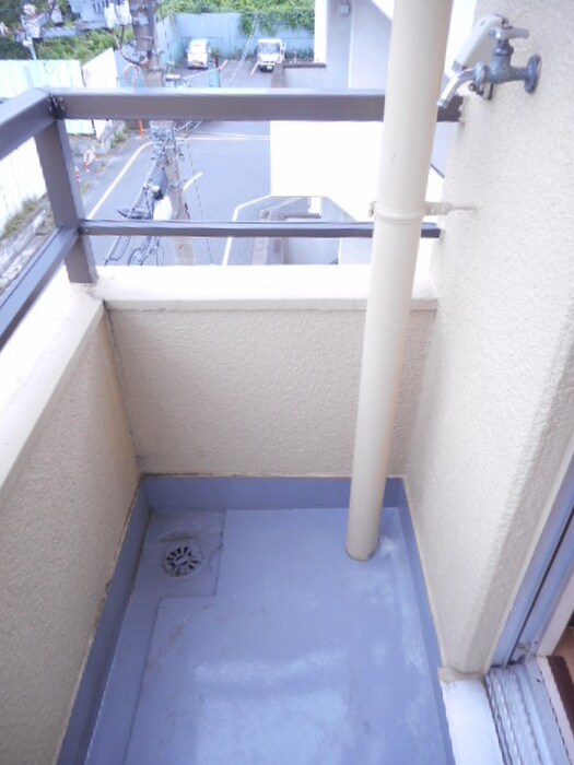 物件内観写真11　(洗濯機置場)