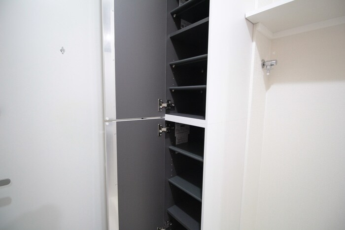 物件内観写真16　(靴箱)