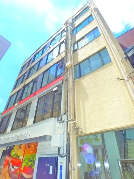 篠田ビル外観写真