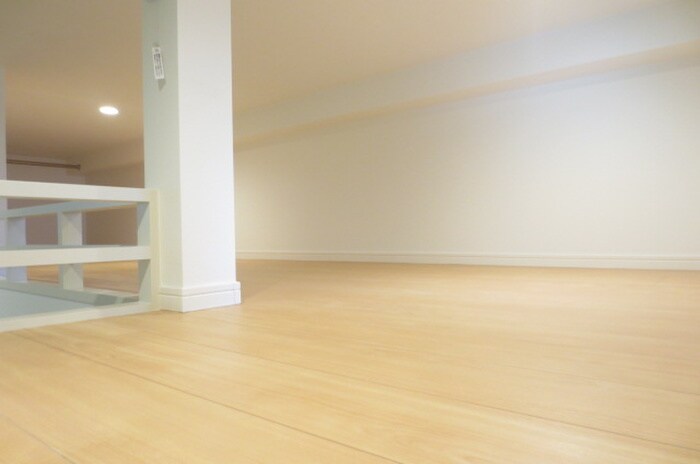 物件内観写真9　(ロフト)