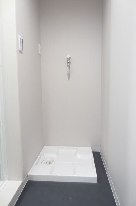 物件内観写真14　(洗濯機置場)