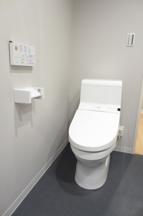 物件内観写真17　(トイレ)