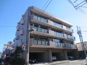 ラフィネ藤沢外観写真