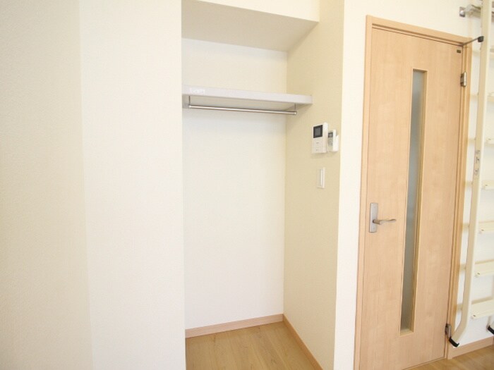 物件内観写真9　(収納)