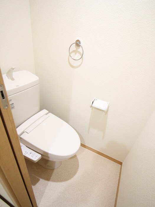 物件内観写真16　(トイレ)