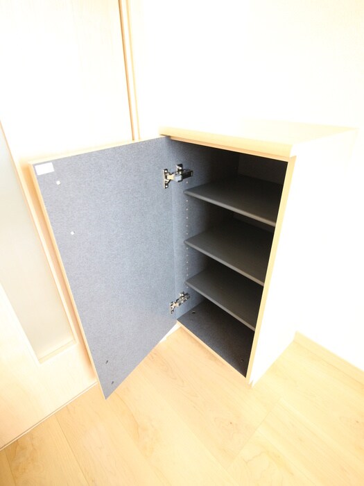 物件内観写真18　(靴箱)