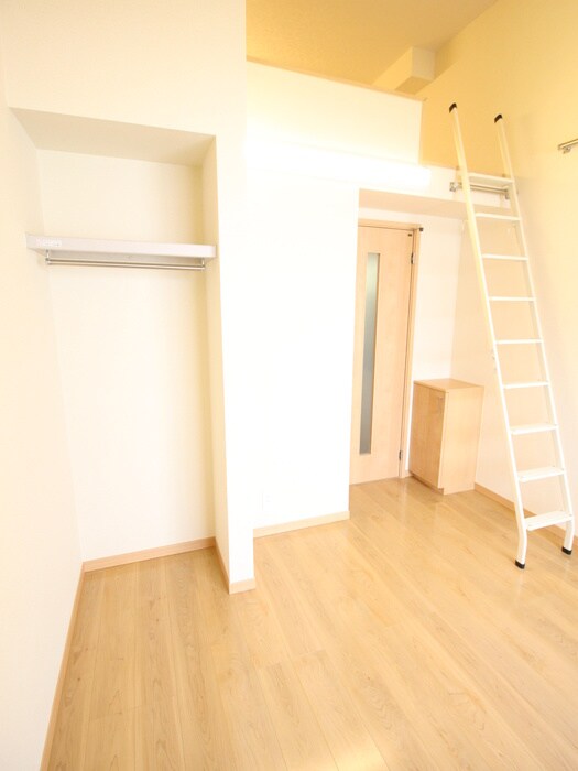 物件内観写真21　(居室)