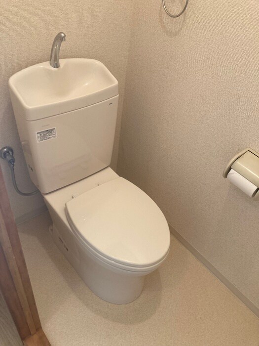 物件内観写真11　(トイレ)