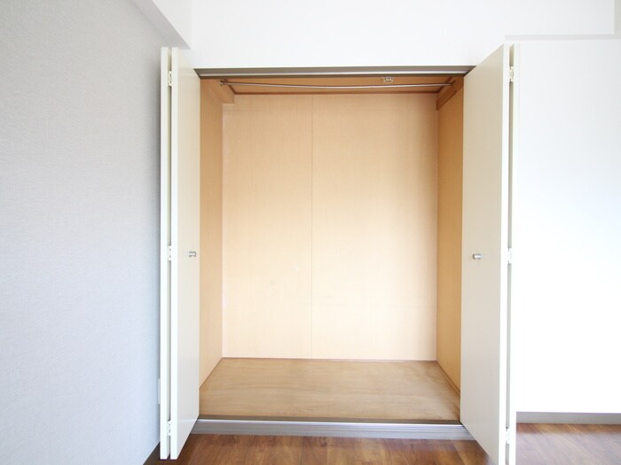 物件内観写真16　(収納)