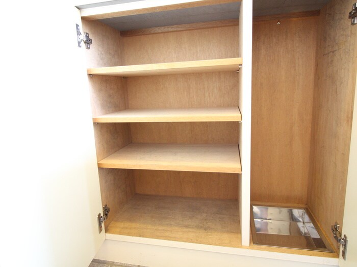 物件内観写真17　(靴箱)