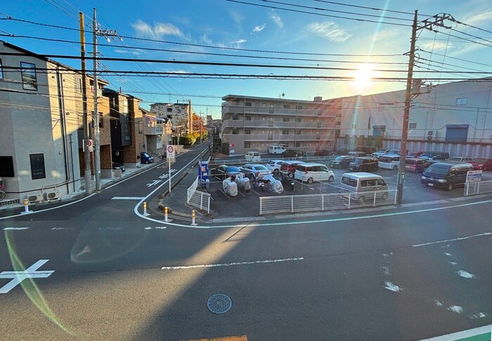 物件内観写真22　(室内からの展望)