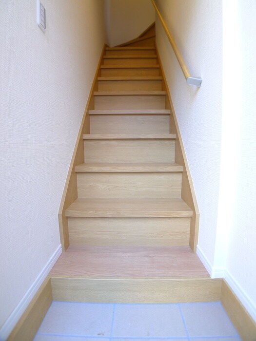 物件内観写真16　(玄関)