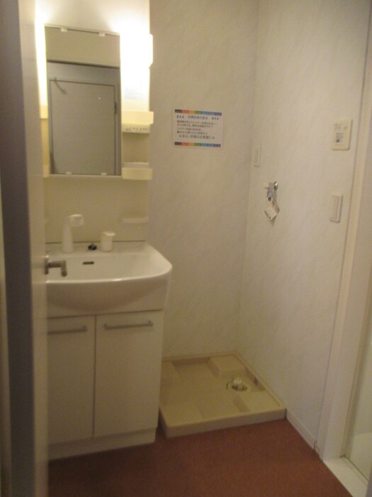 物件内観写真6　(洗面)