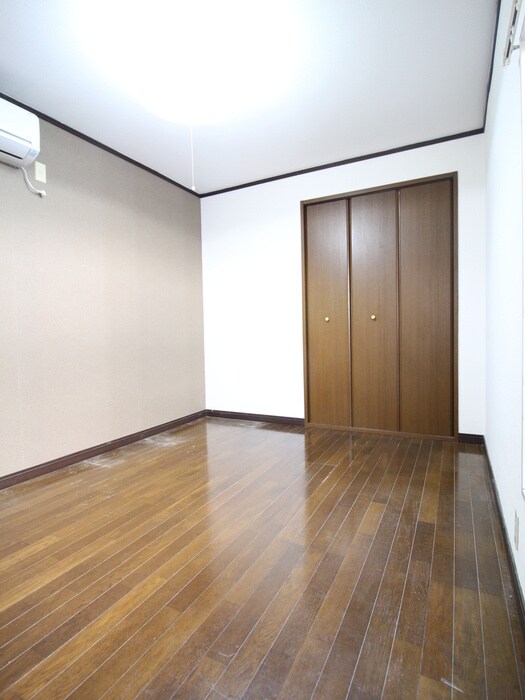 物件内観写真13　(居室)