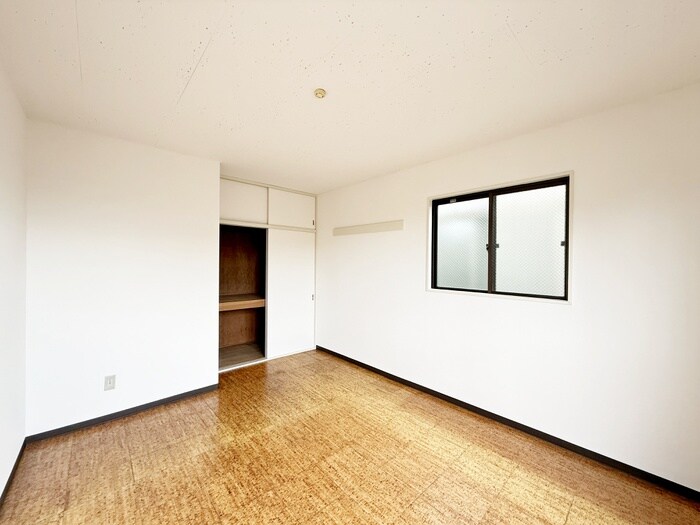 物件内観写真13　(居室)