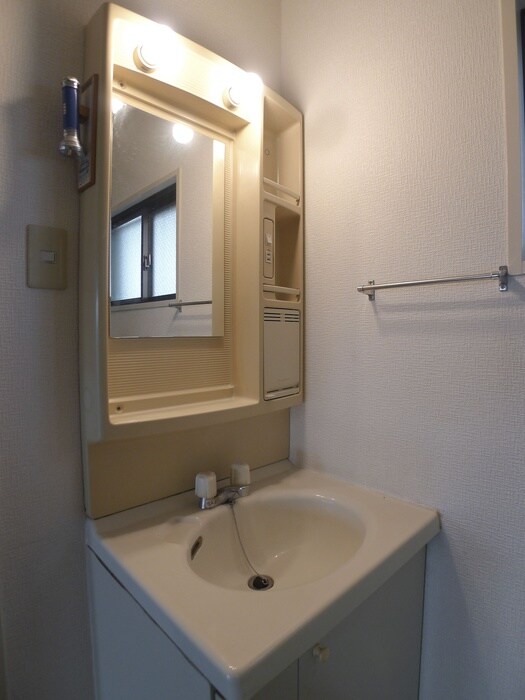 物件内観写真10　(洗面)