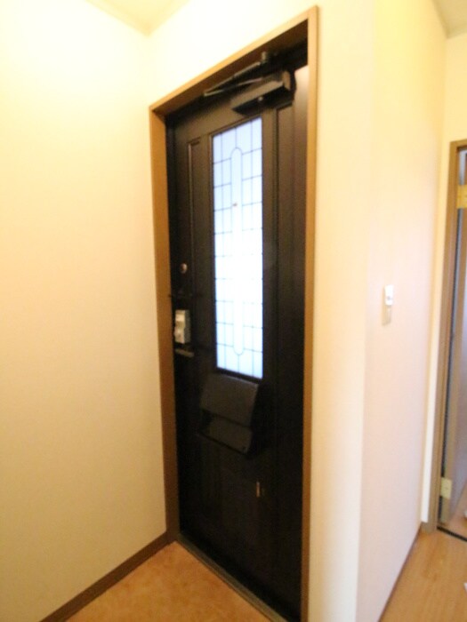 物件内観写真19　(玄関)