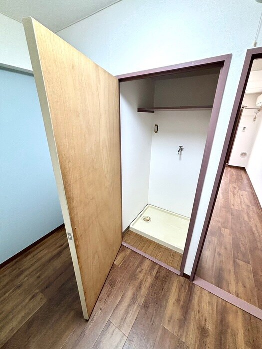 物件内観写真13　(収納)