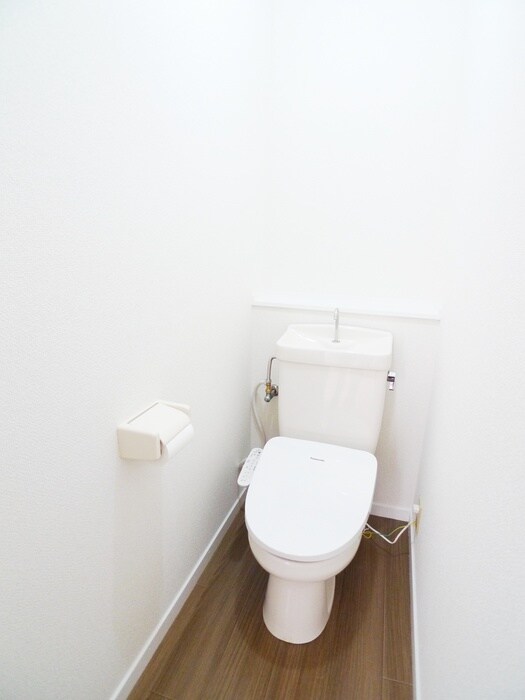 物件内観写真11　(トイレ)