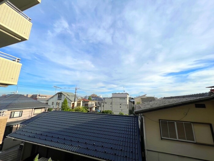 物件内観写真21　(室内からの展望)