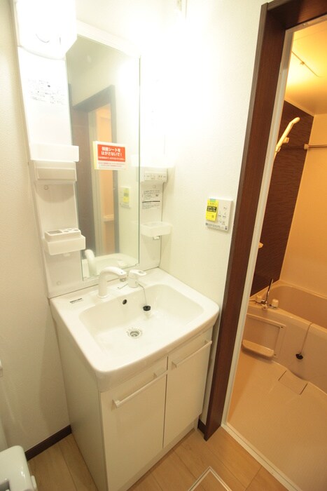 物件内観写真10　(洗面)