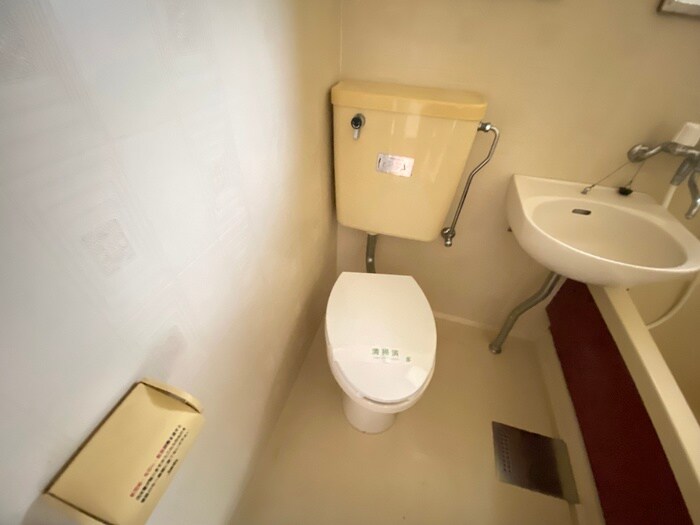 物件内観写真11　(トイレ)