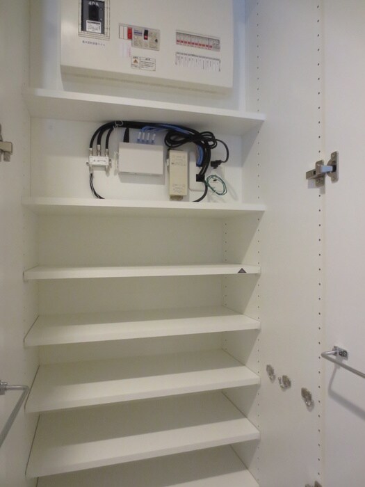 物件内観写真15　(靴箱)