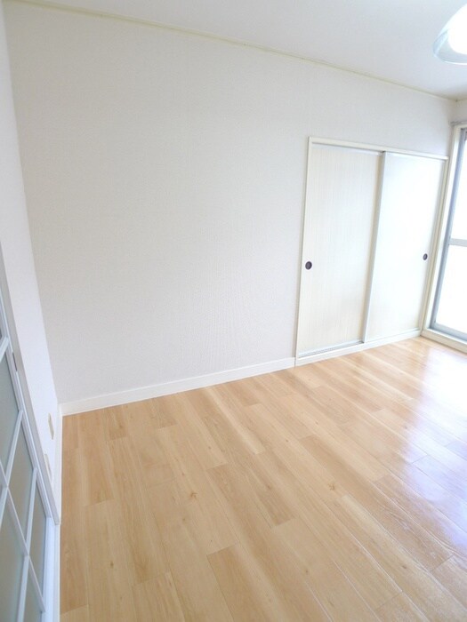 物件内観写真14　(居室)